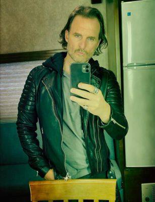 First look at a new character........
Photo Credit: Greg Bryk